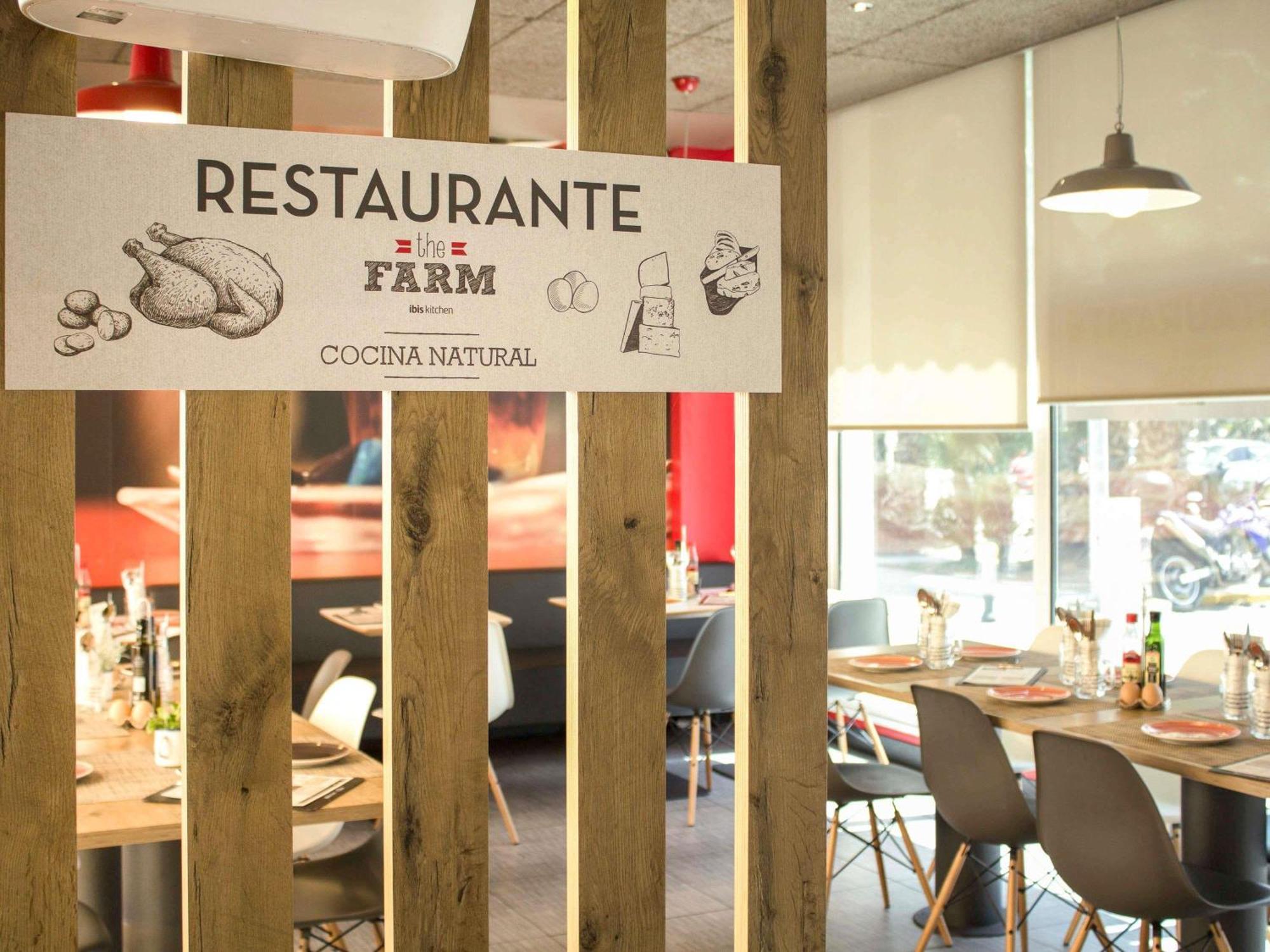 Ibis Sevilla, Seville